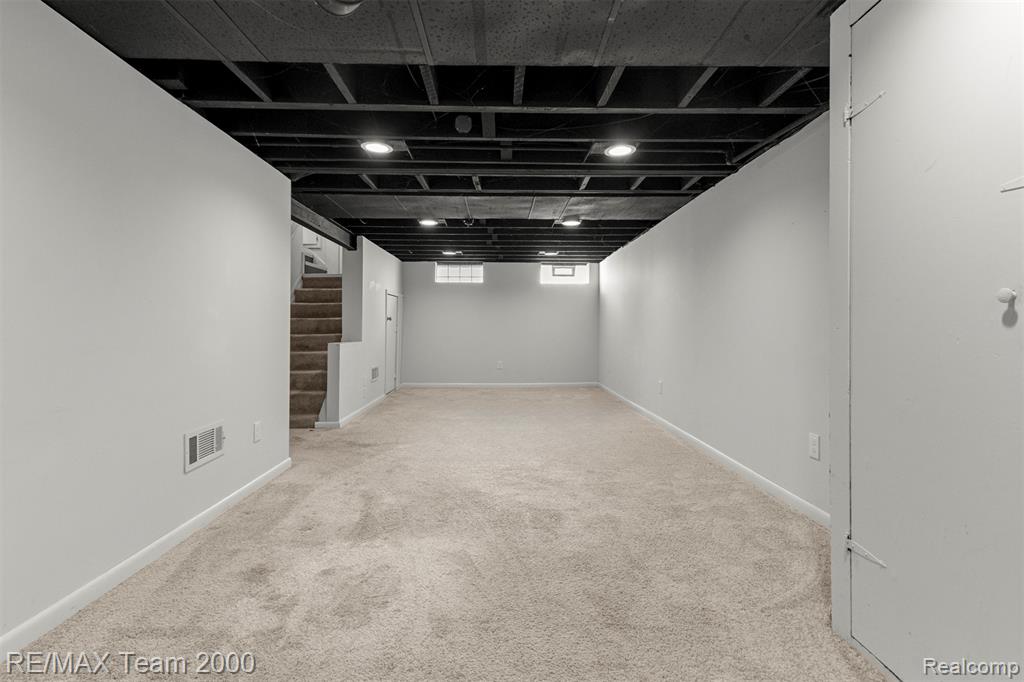 2076 Thomas Avenue, Berkley, MI 48072 — Photo 44