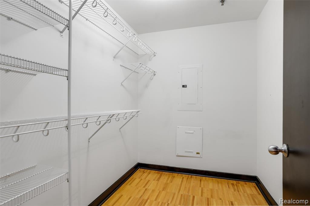 200 River Pl, 13, Detroit, MI 48207 — Photo 18
