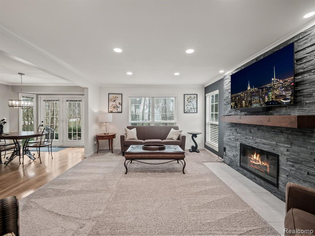 6037 Pine Needle Court, Clarkston, MI — Photo 5