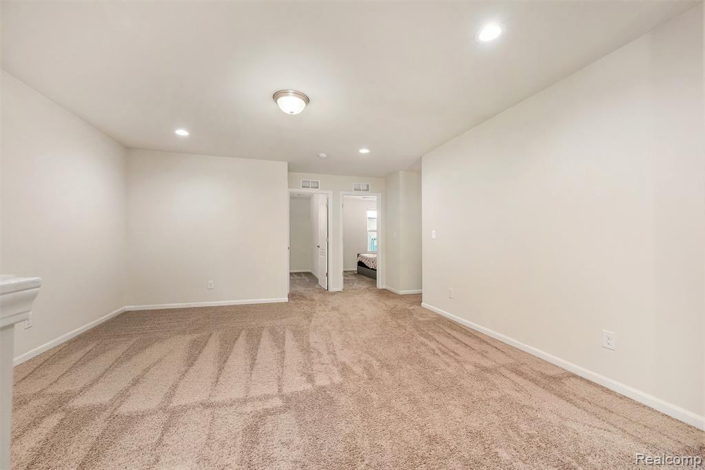 28364 Hanover Drive, Novi, MI 48377 — Photo 19