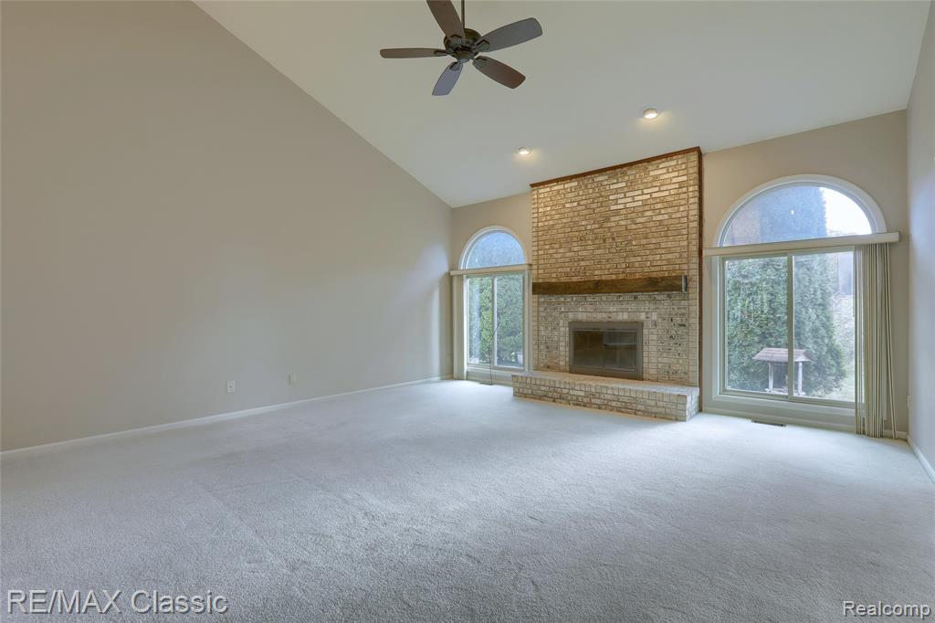 43274 Hillsboro Drive, Clinton Twp, MI 48038 — Photo 6