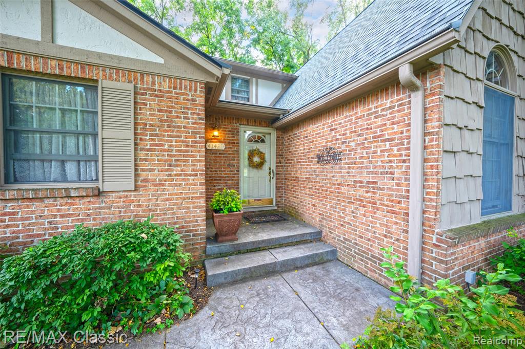 43421 Cottisford Street, Novi, MI 48167 — Photo 6