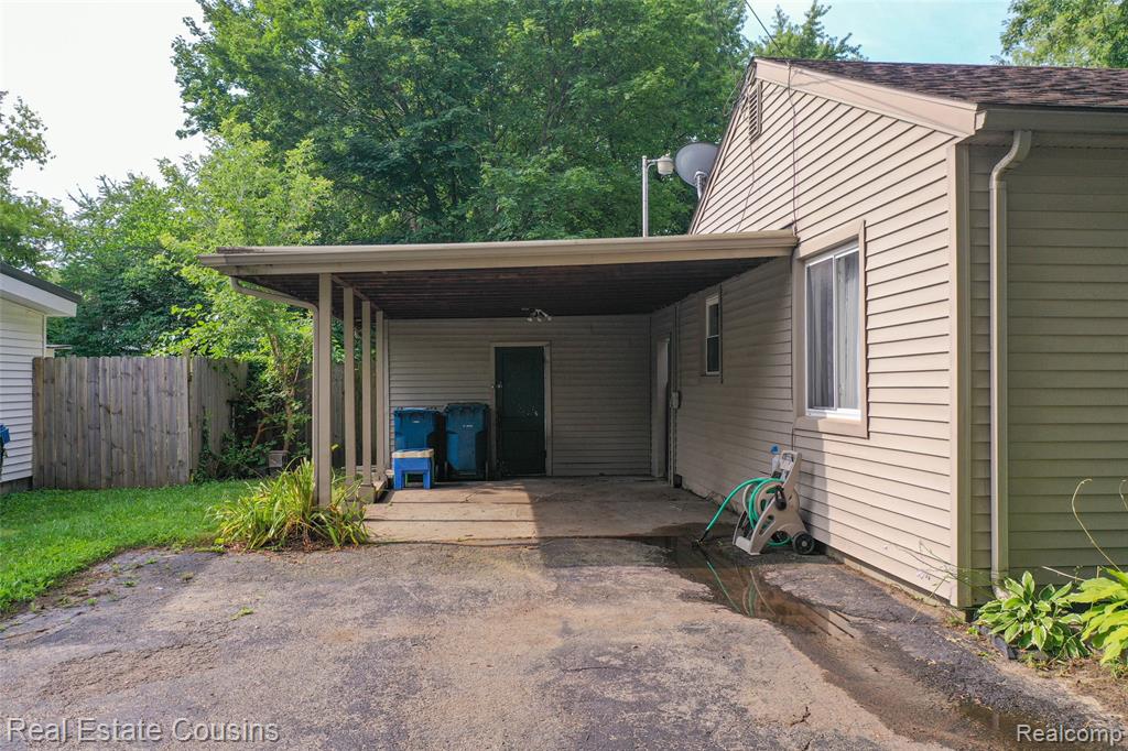 141 Bevins Street, Holly, MI 48442 — Photo 13