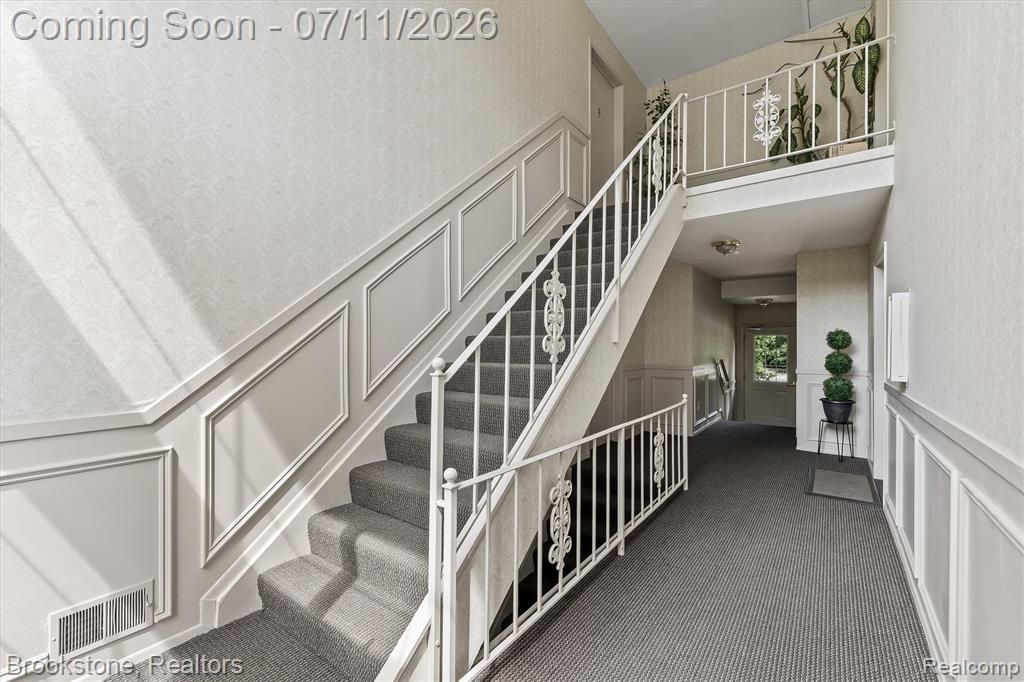 775 E Fox Hills Drive, Bloomfield Hills, MI 48304 — Photo 8