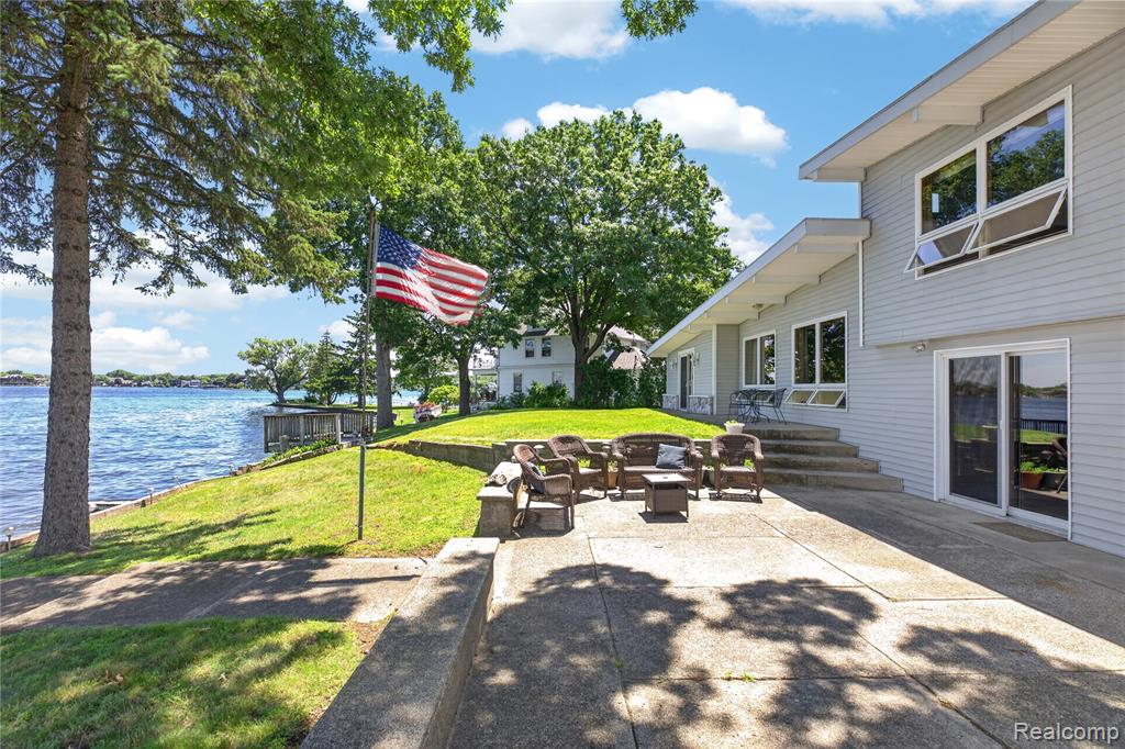 91 Crescent Avenue, Lake Orion, MI 48362 — Photo 16