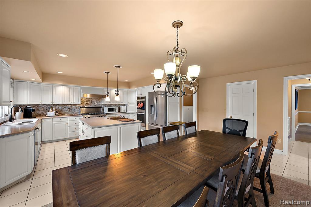 17840 Christine Boulevard N, Clinton Twp, MI 48038 — Photo 39