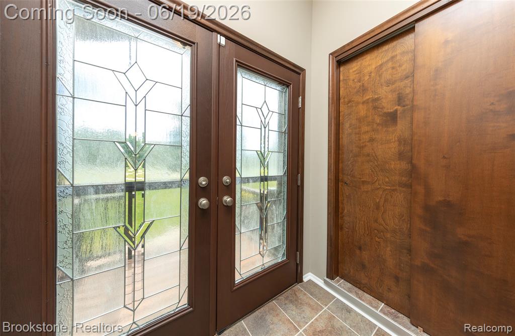 12168 CARRIAGE TRAIL Circle, Davisburg, MI 48350 — Photo 18