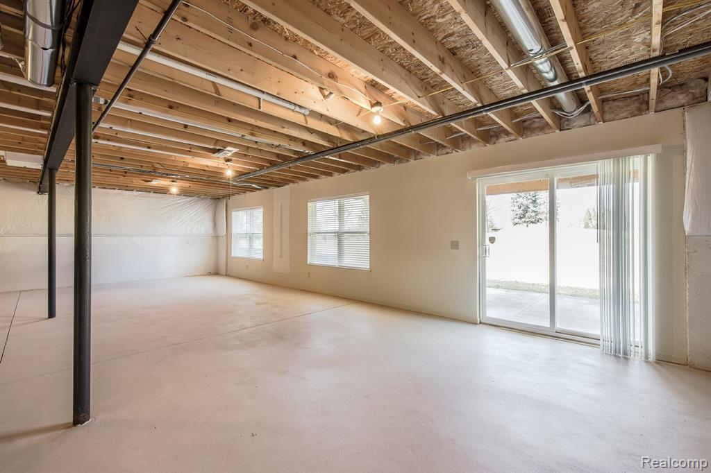 5973 BAYPOINTE Boulevard, Clarkston, MI — Photo 32