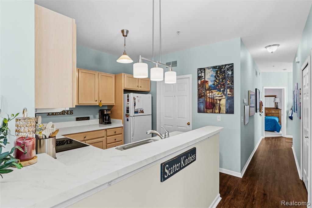 50223 Monroe Street, Canton, MI 48188 — Photo 15