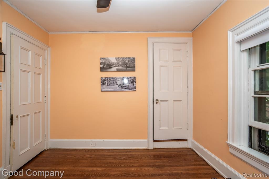 1704 Iroquois Street, Detroit, MI 48214 — Photo 40