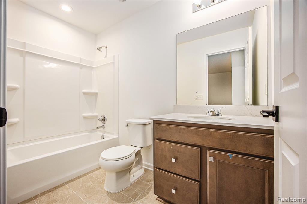 71713 Hidden River Drive, Armada, MI — Photo 24