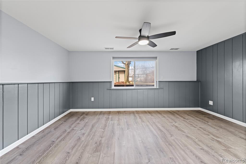 31630 E Ditner Drive, Rockwood, MI — Photo 13