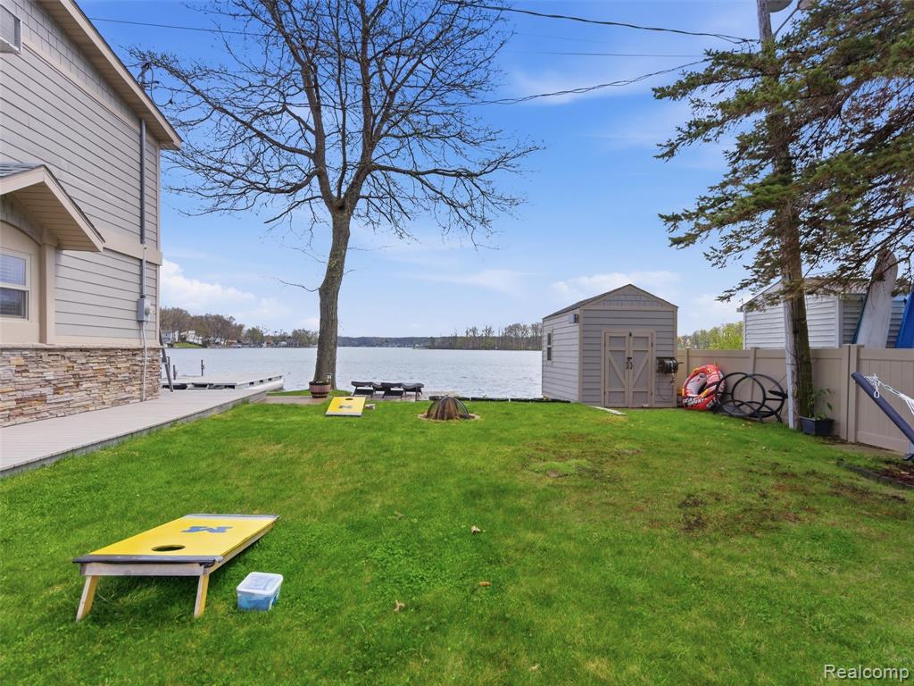 16342 Stages Island, Linden, MI 48451 — Photo 41