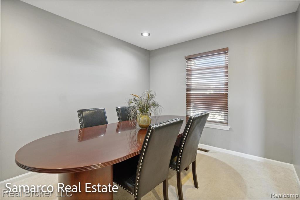 7998 RAYNA, Belleville, MI 48111 — Photo 18