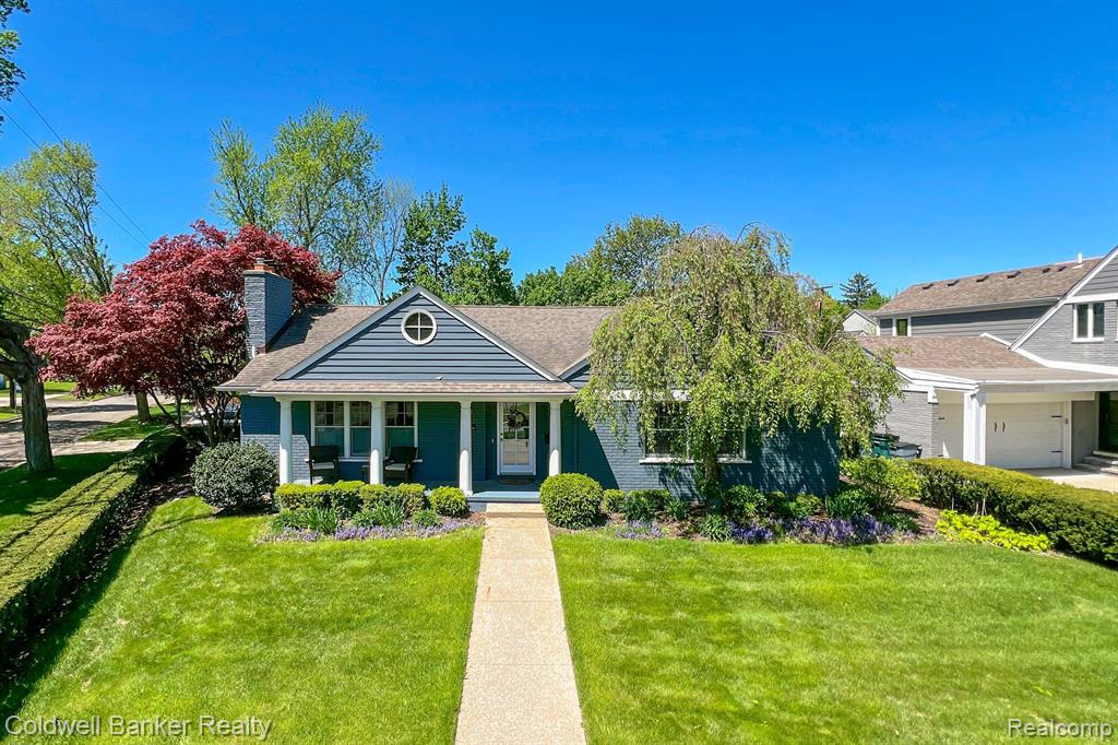 596 S GLENHURST Drive, Birmingham, MI 48009 — Photo 3