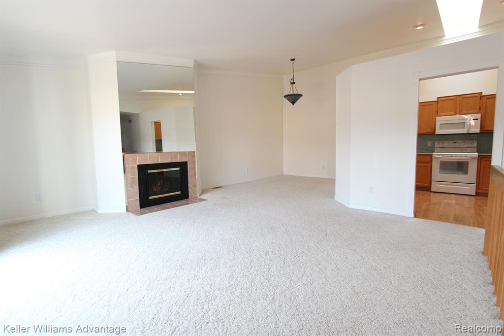 22132 Edgewater, Novi, MI — Photo 21