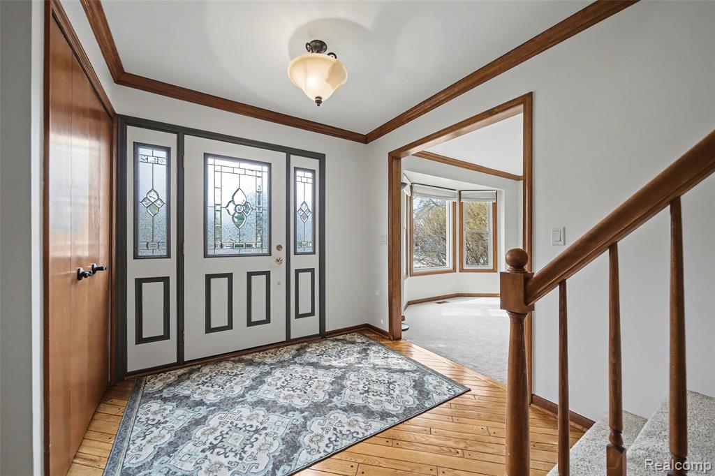 37764 Stableview Drive, Farmington, MI 48335 — Photo 8