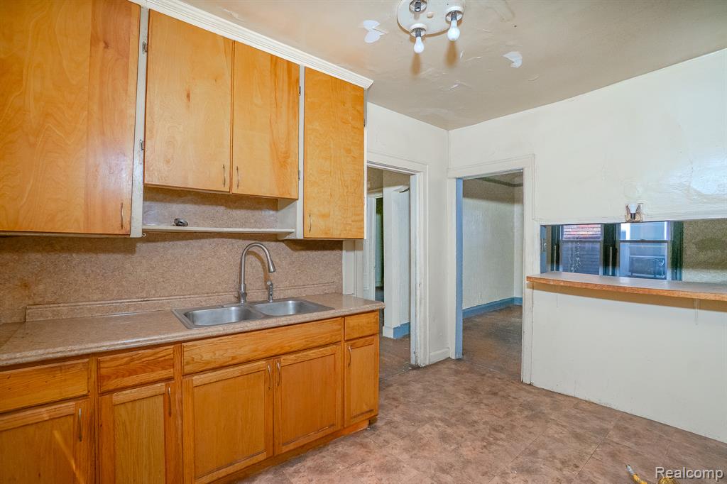 15859 Cloverlawn Street, Detroit, MI 48238 — Photo 11