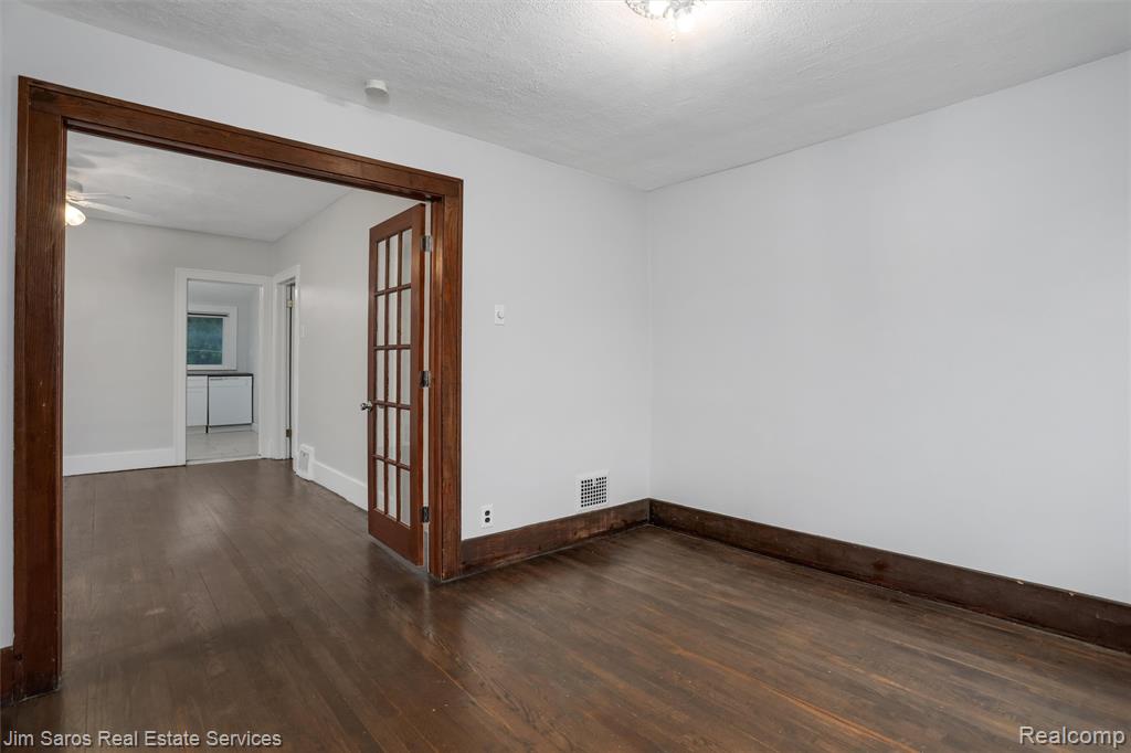 1417 Beaconsfield Avenue, Grosse Pointe Park, MI 48230 — Photo 4