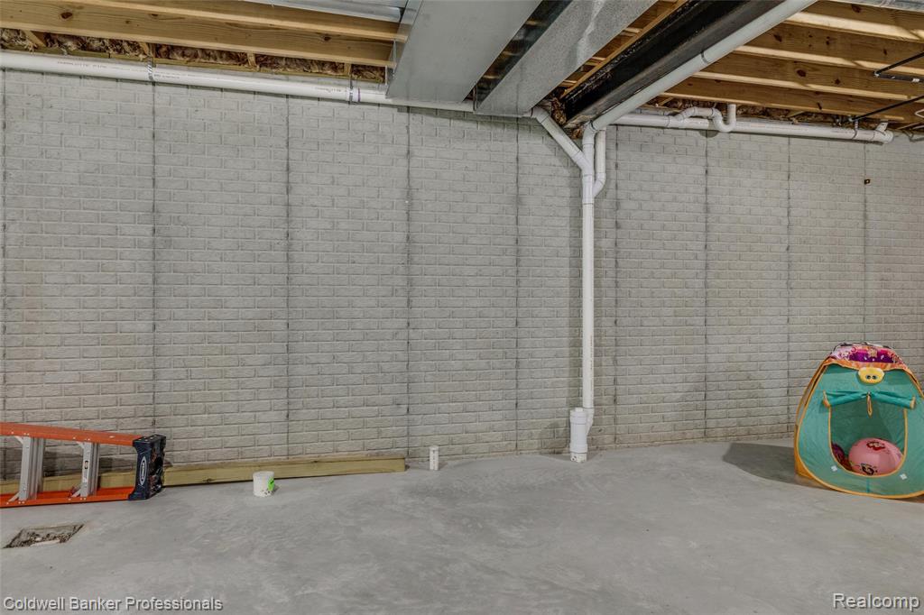 3320 Acorn Grove Court, Ortonville, MI 48462 — Photo 34