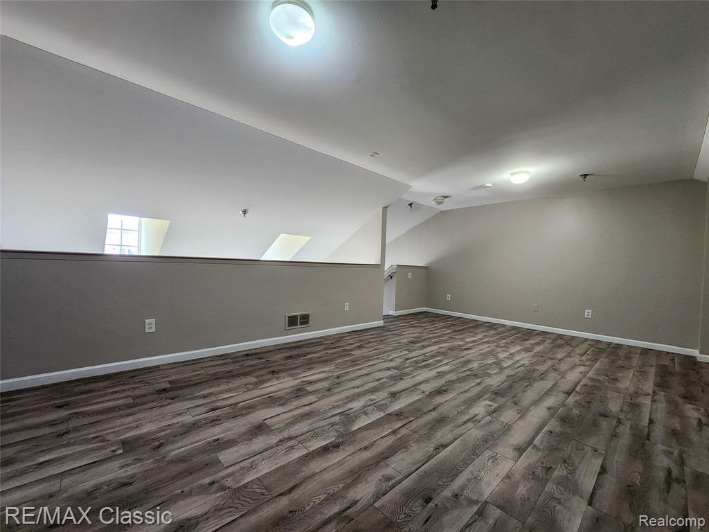 23208 Cornerstone Village Drive, Southfield, MI 48075 — Photo 3