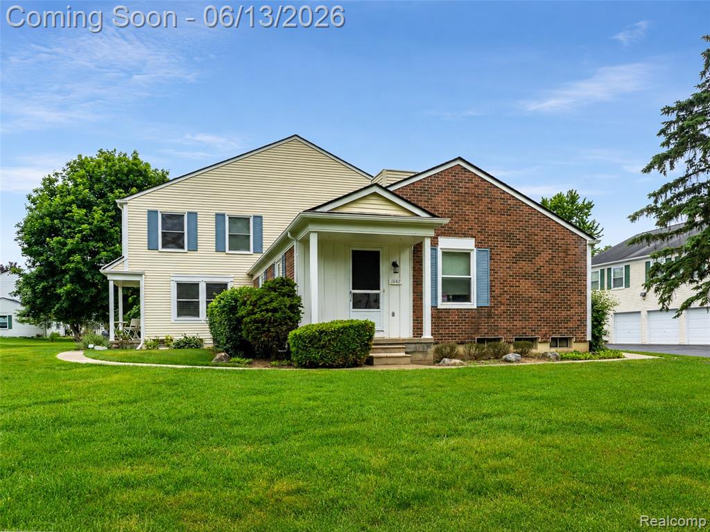1442 Mariner Drive, Walled Lake, MI 48390 — Photo 7