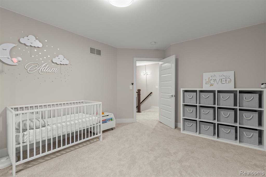 8615 Greendale Drive, Sterling Heights, MI 48312 — Photo 30
