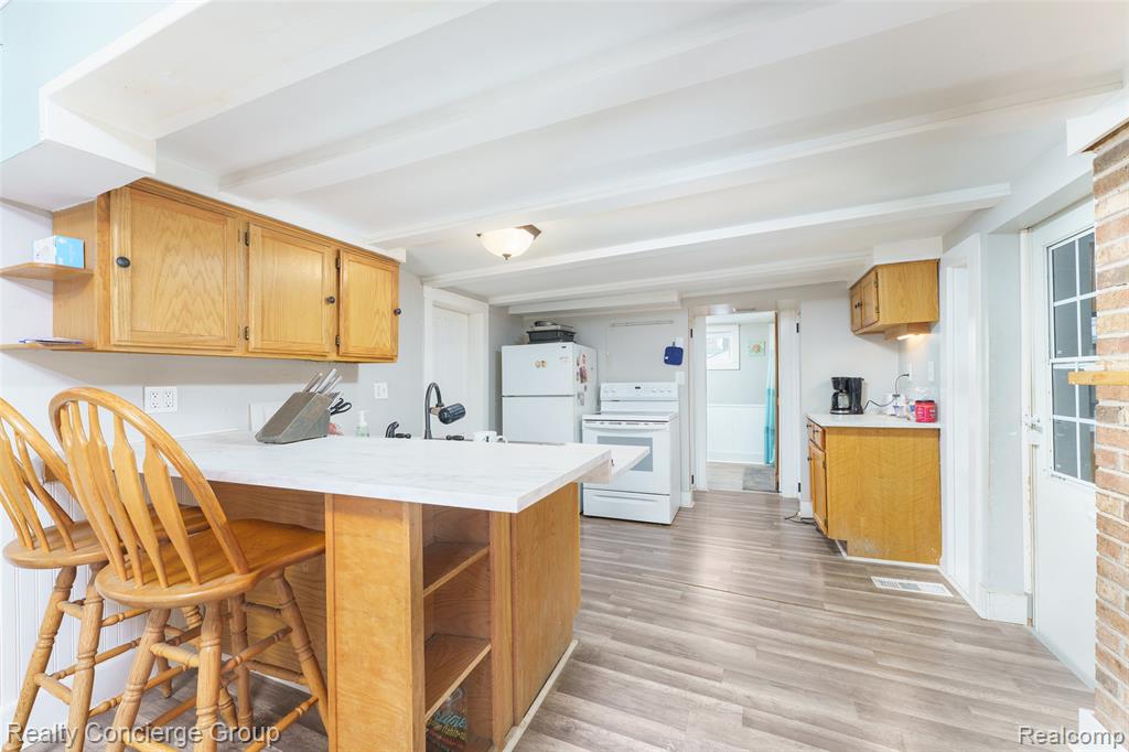 223 S Summit Street, Webberville, MI 48892 — Photo 4
