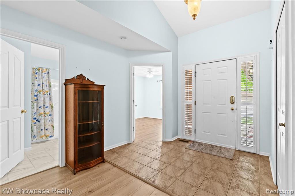 8052 Springdale Drive, White Lake, MI — Photo 5