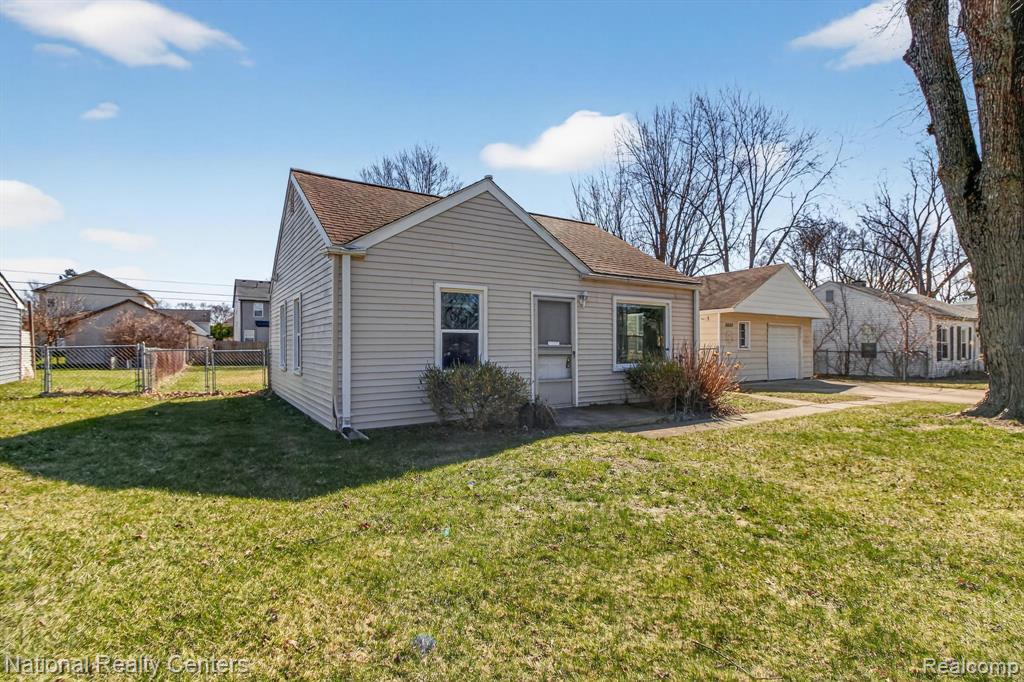 8880 Marlowe Avenue, Plymouth, MI 48170 — Photo 5