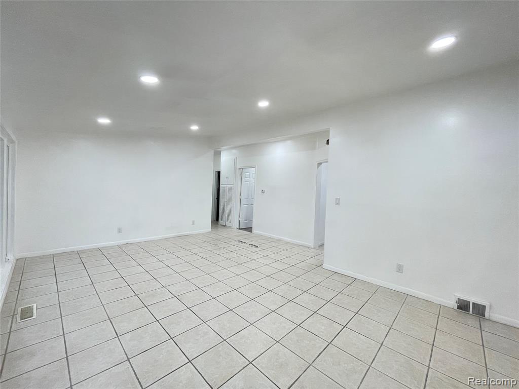 5265 Streefkerk Drive, Warren, MI 48092 — Photo 12