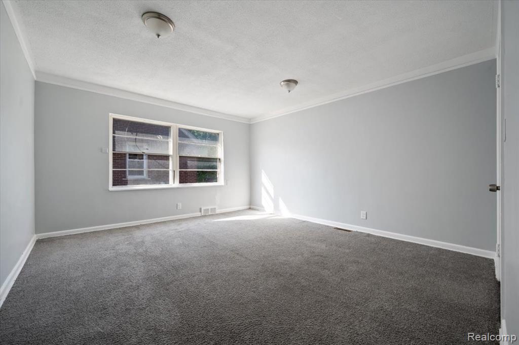 5500 Chalmers Street, Detroit, MI 48213 — Photo 20