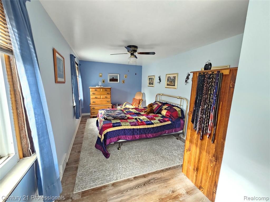 8876 Robindale, Redford, MI 48239 — Photo 13