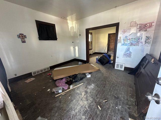 9354 BESSEMORE Street, Detroit, MI 48213 — Photo 2