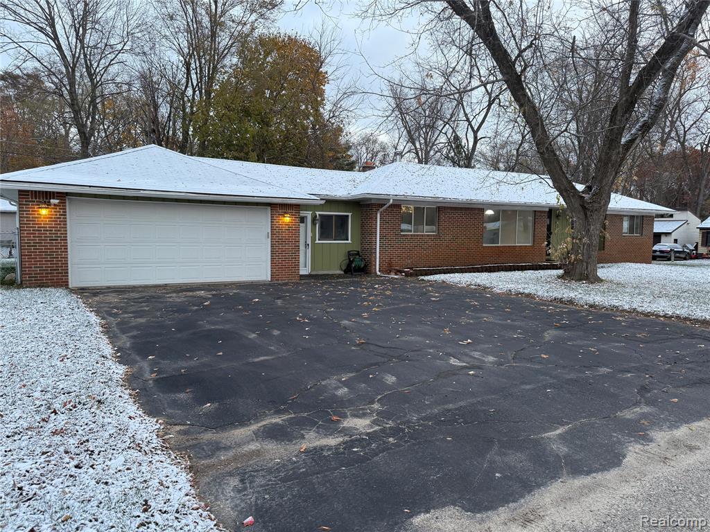 9150 Pennfield Avenue, White Lake, MI — Photo 4