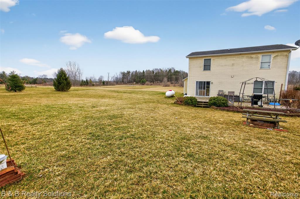 3919 Castle Road, North Branch, MI 48461 — Photo 32