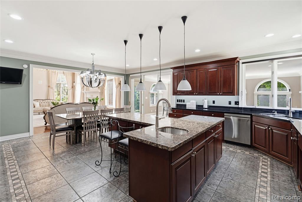 5173 Serena Drive, Troy, MI 48098 — Photo 30