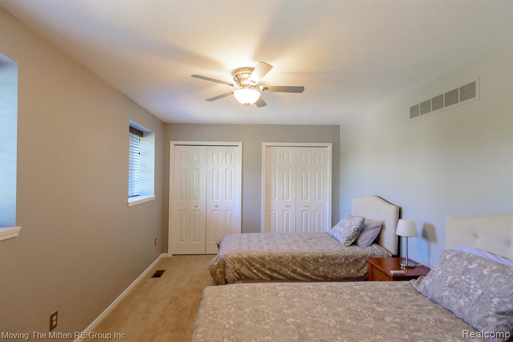 9501 Madison Drive, Belleville, MI 48111 — Photo 39