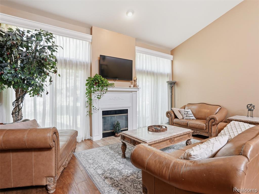 52088 Southview Ridge, Macomb, MI 48042 — Photo 10