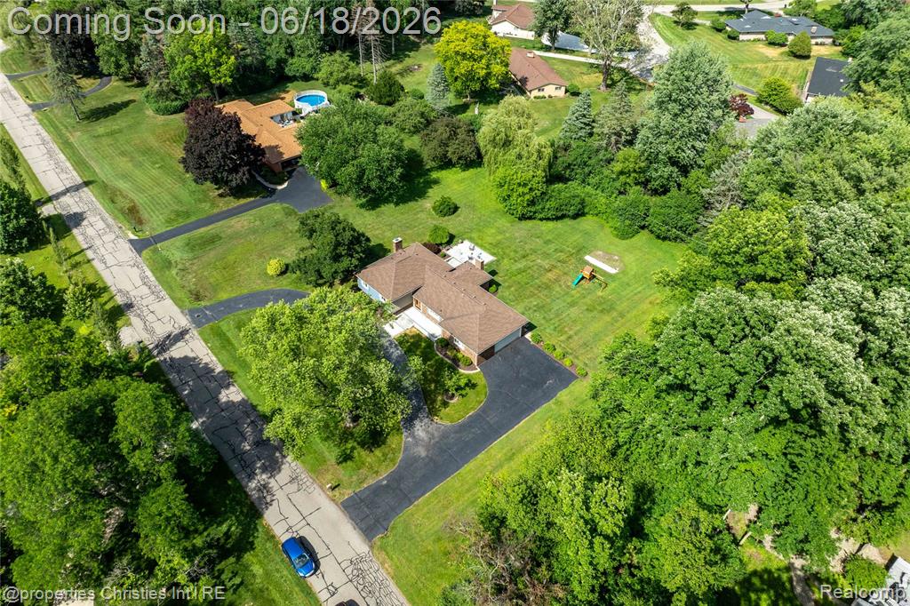 30130 Marimoor Street, Beverly Hills, MI 48025 — Photo 45