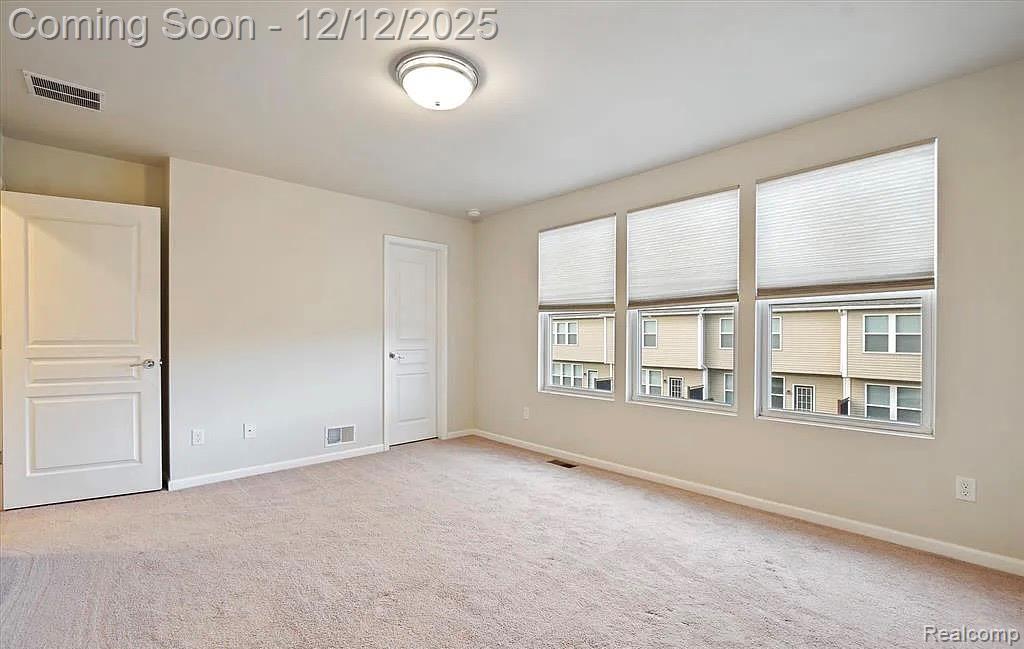 27846 Hopkins Drive, Novi, MI 48377 — Photo 26