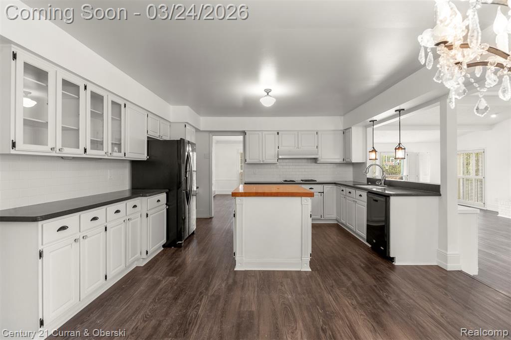 22238 Harlan Drive, Grosse Ile, MI 48138 — Photo 9