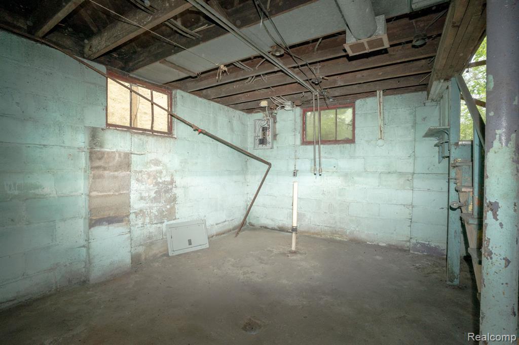 16820 Santa Rosa Drive, Detroit, MI 48221 — Photo 24
