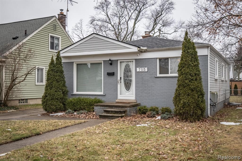 715 N DORCHESTER Avenue, Royal Oak, MI 48067 — Photo 24