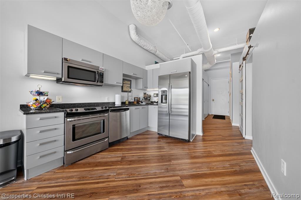 614 S Troy Street E, Royal Oak, MI 48067 — Photo 8