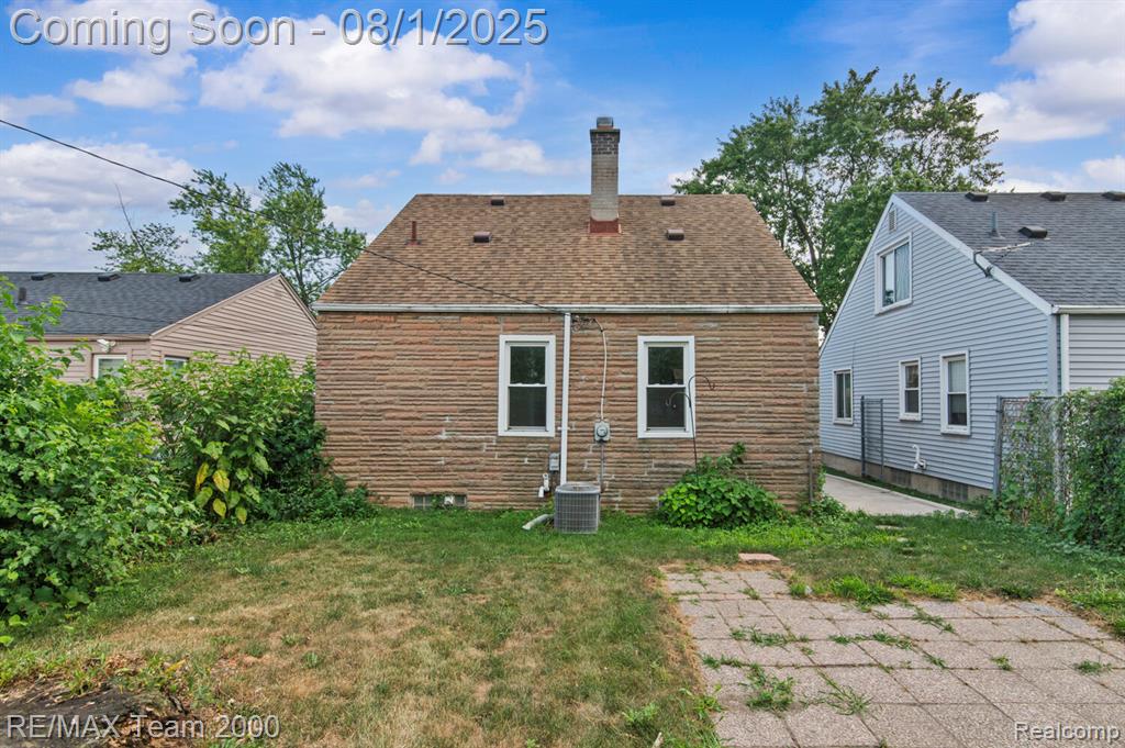 562 Mill Street, Lincoln Park, MI 48146 — Photo 24