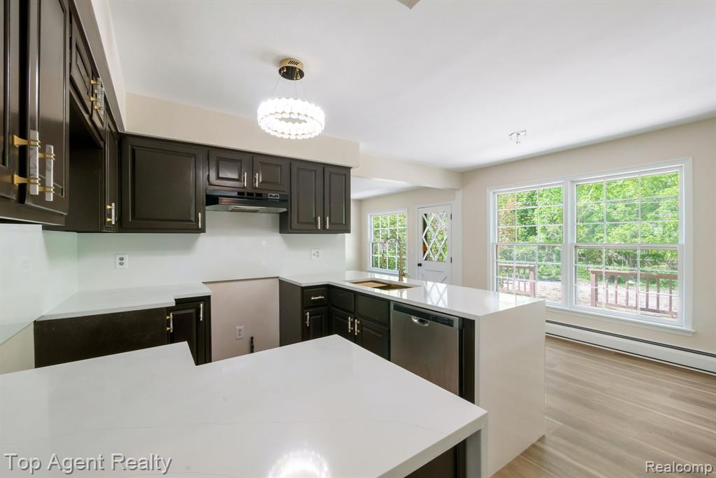 6525 Little Turkey Run, Utica, MI 48317 — Photo 3