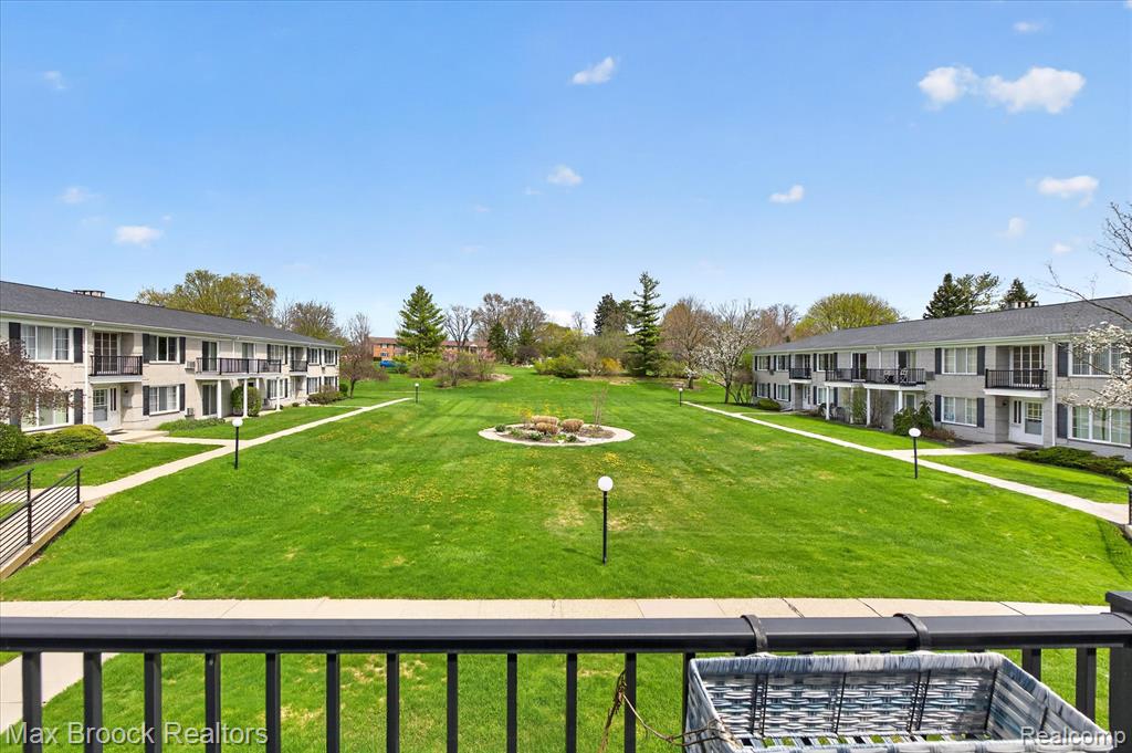 100 W Hickory Grove Road, G7, Bloomfield Hills, MI 48304 — Photo 19