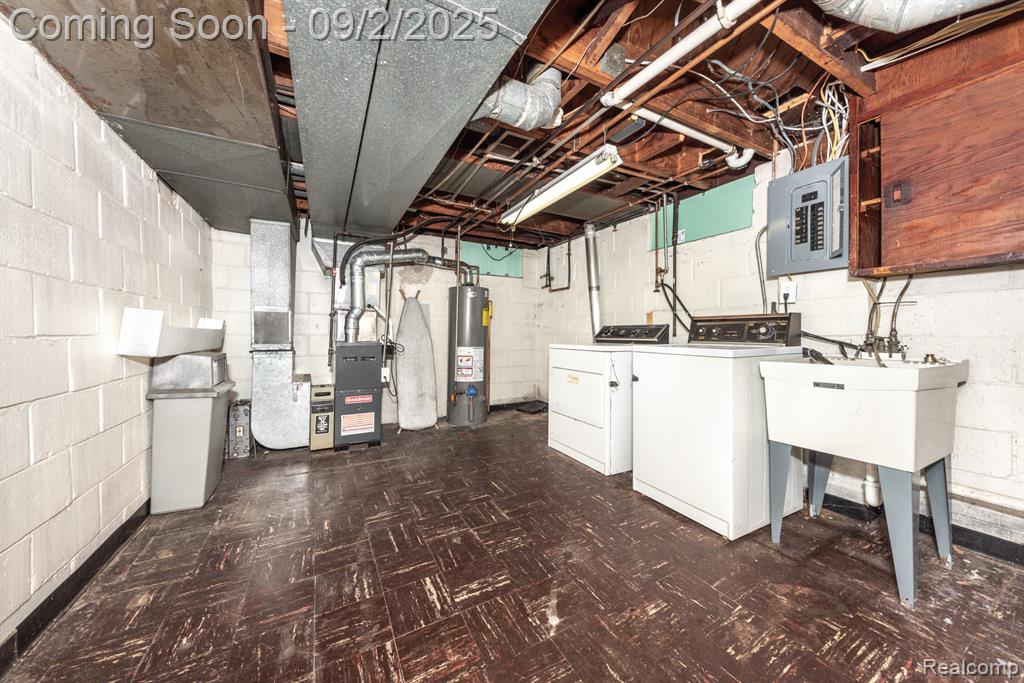 557 N Harvey Street, Plymouth, MI 48170 — Photo 28