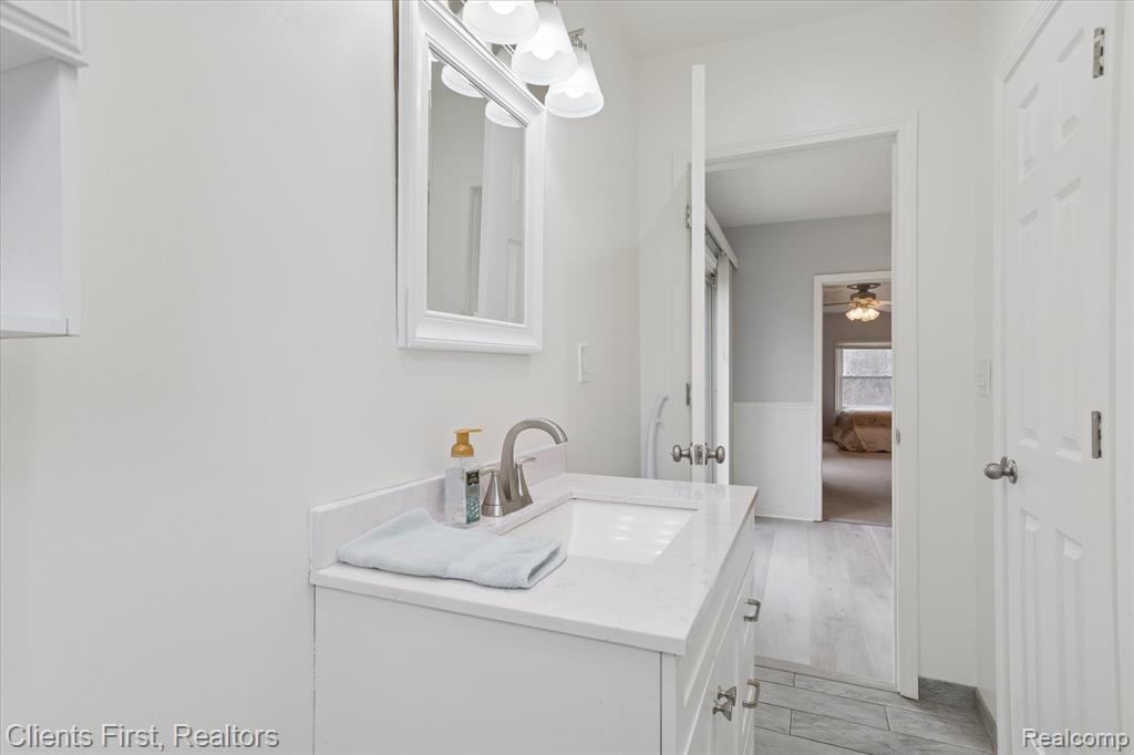 6550 Hitchingham Road, Ypsilanti, MI 48197 — Photo 18